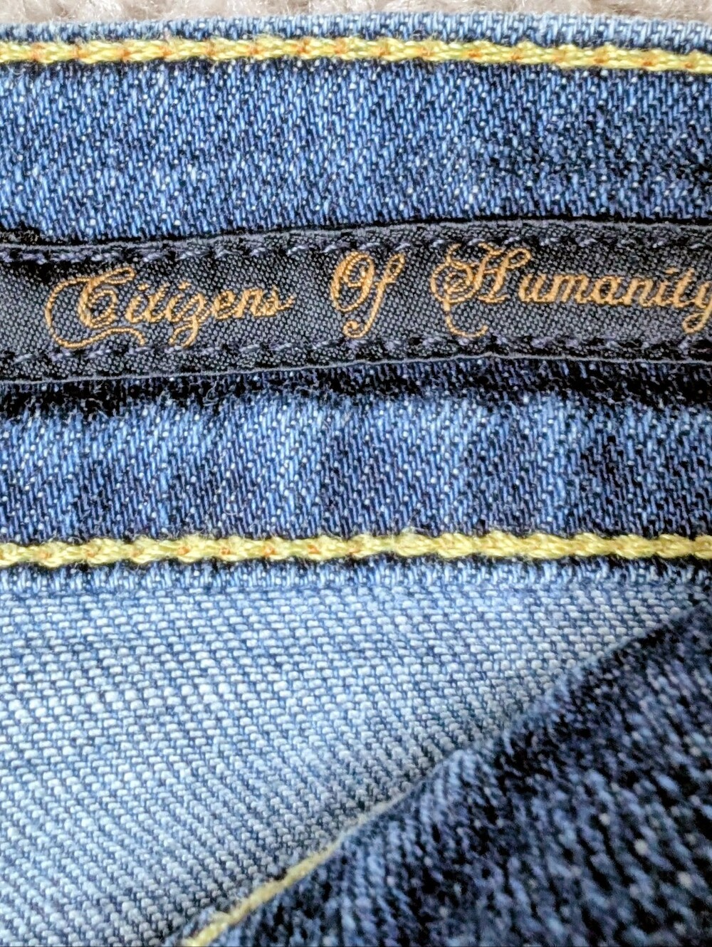 Citizens of Humanity Low Rise Denim Cuffed Shorts Size 27 - Picture 11 of 15